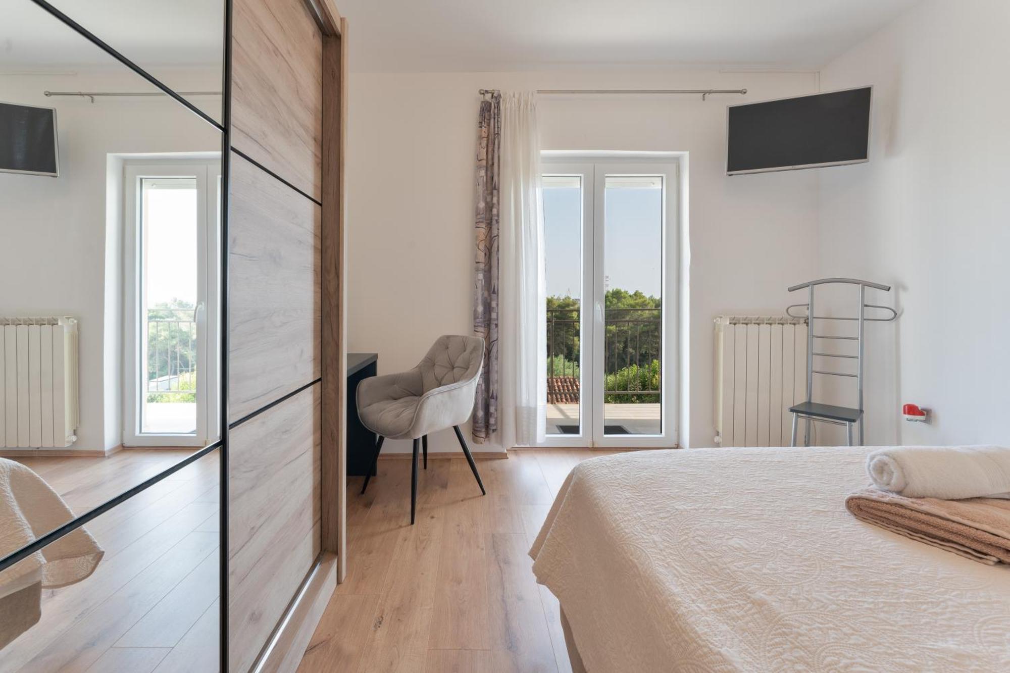 Apartman Nino PUY Eksteriør bilde